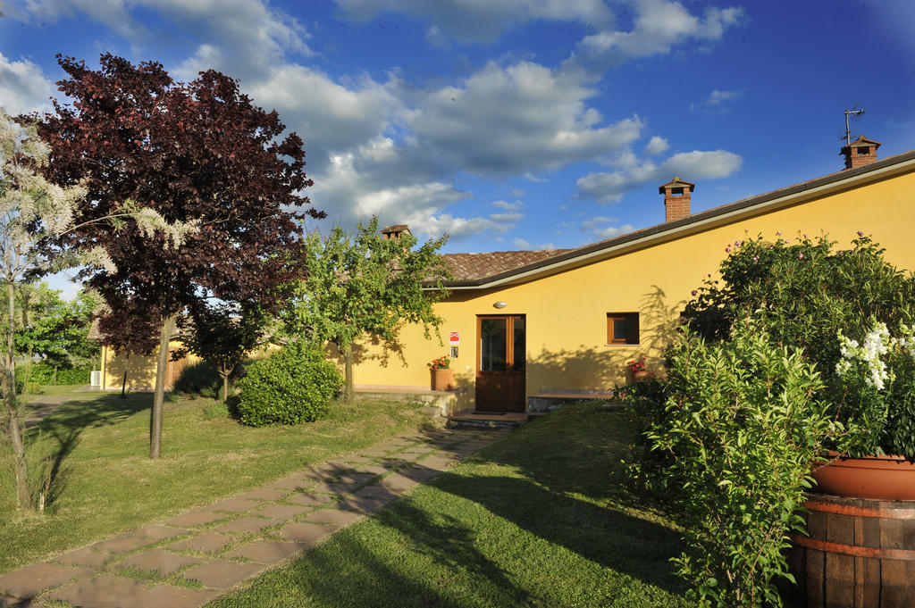 Le Macerine Hotell Castiglione del Lago Exteriör bild