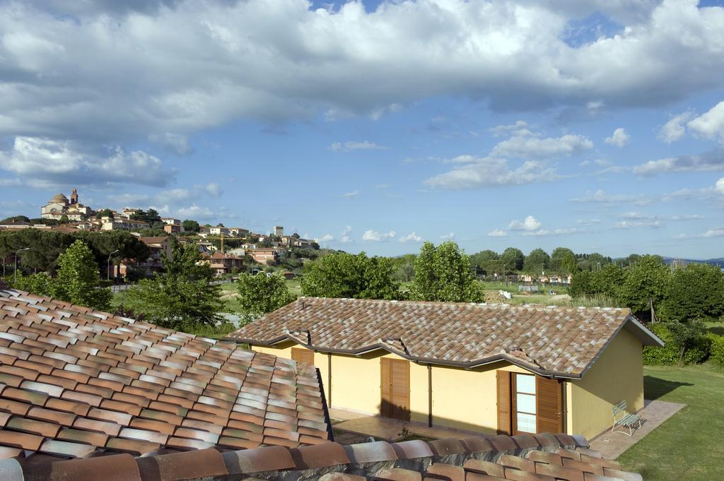 Le Macerine Hotell Castiglione del Lago Exteriör bild